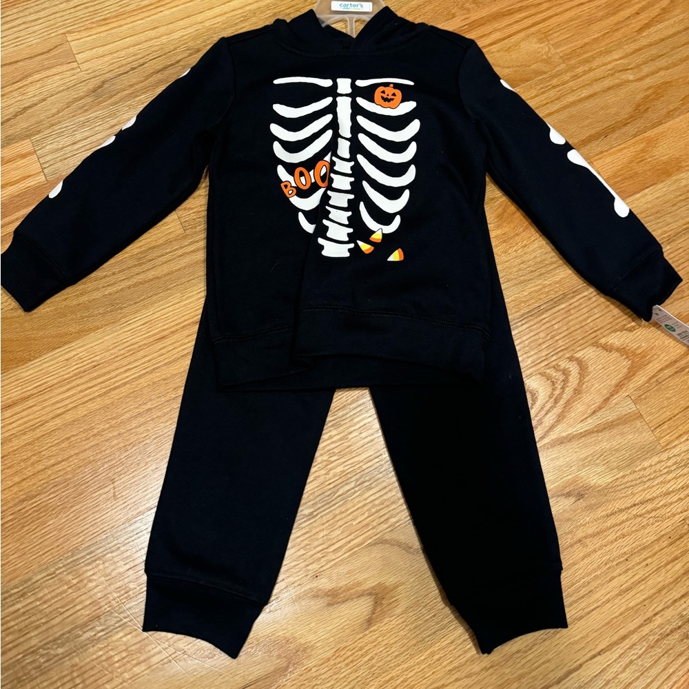 NWT Kids Carter’s Set